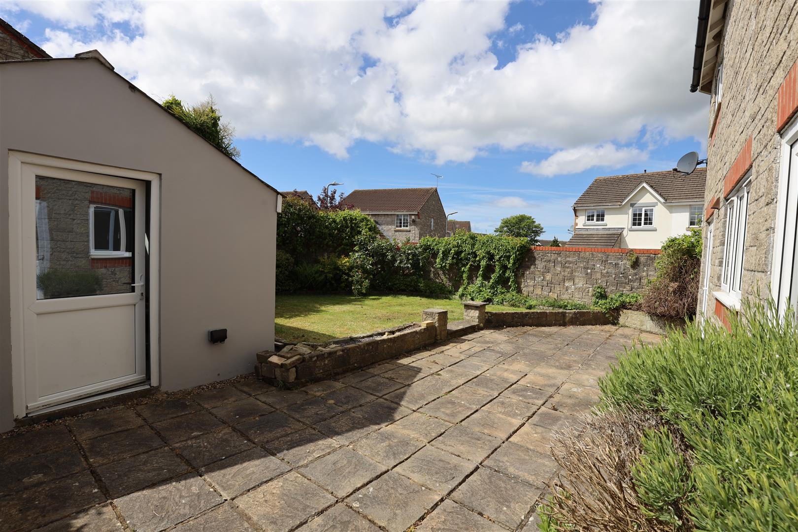 Cwrt Syr Dafydd, Llantwit Major, Vale of Glamorgan. CF61 2SR